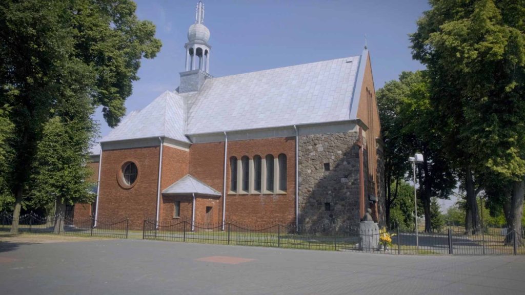 133-Polen-Auf-dem-Dorf-Alzheimerkranke-kirche