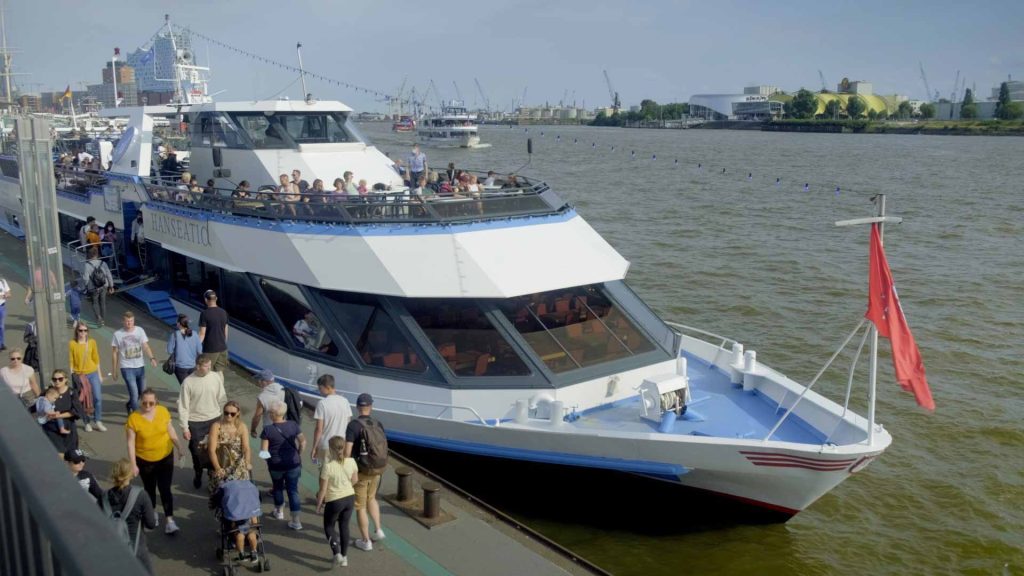 31-Hafen-Hamburg-Landungsbruecken-fuer-demenzkranke-ausflugsschiff-1