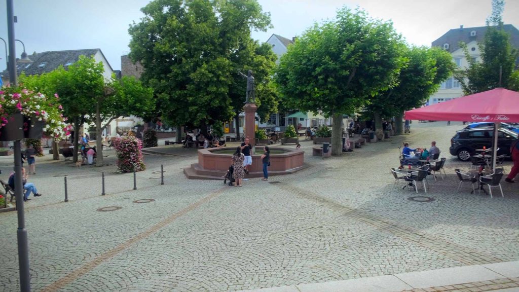 5-Rüdesheim-Filme-fuer-Menschen-mit-Demenz-marktplatz